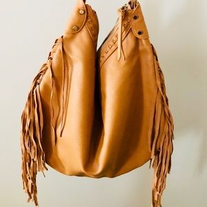 COPY - 💗Moda Luxe Hobo Style Shoulder Handbag w/Fringes🩷🩷